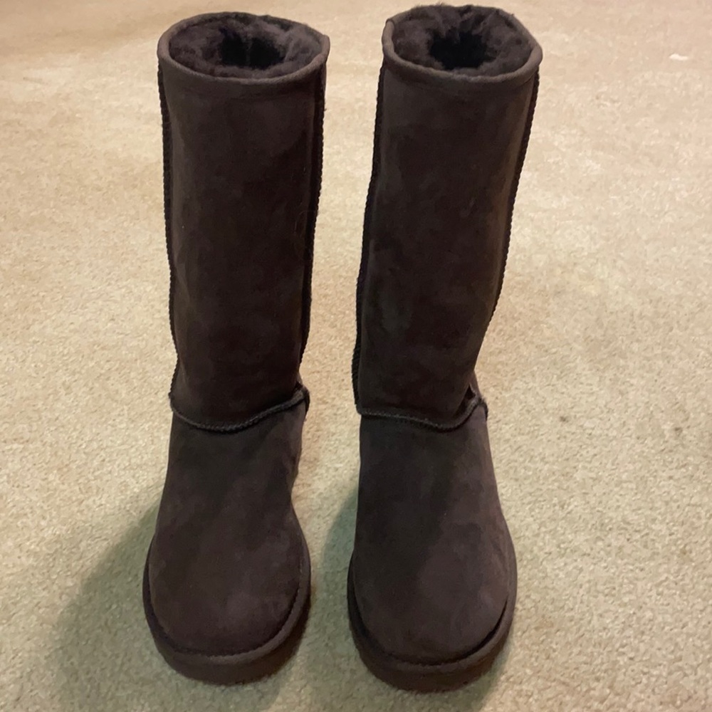 COPY - Brown UGG’s